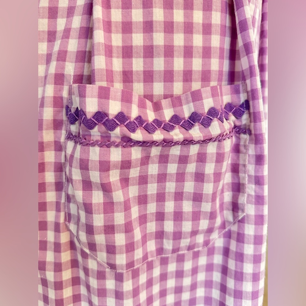 Vintage Gingham Apron Ric Rac & Hand Stitching - Picture 6 of 7